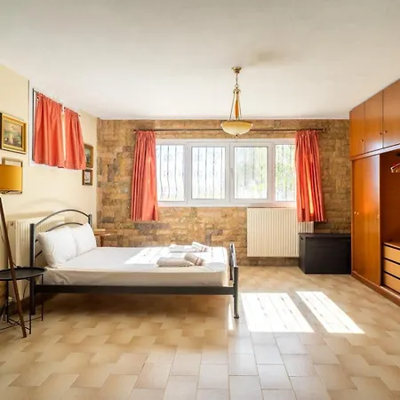 Olive Stone * Nea Skioni